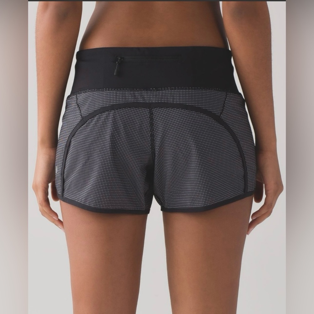 Lululemon Run Times Short (4-way Stretch 4)